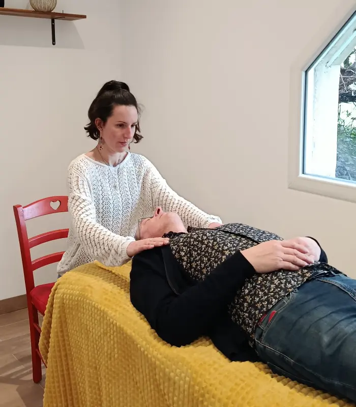 Angelique Paeile Hypnotherapeute Le Mans Voyage Sensoriel Au Coeur De LAbhyanga